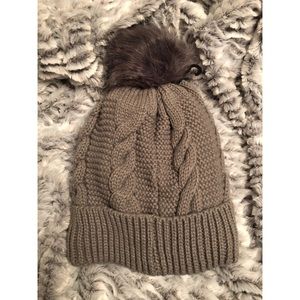 Winter Pom-Pom Hat